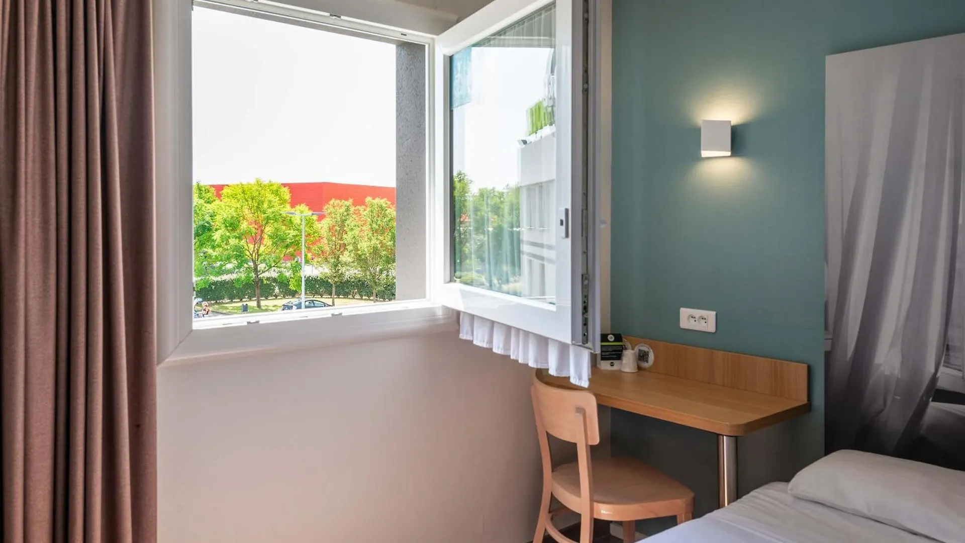 Hotel B&B Hôtel Montauban