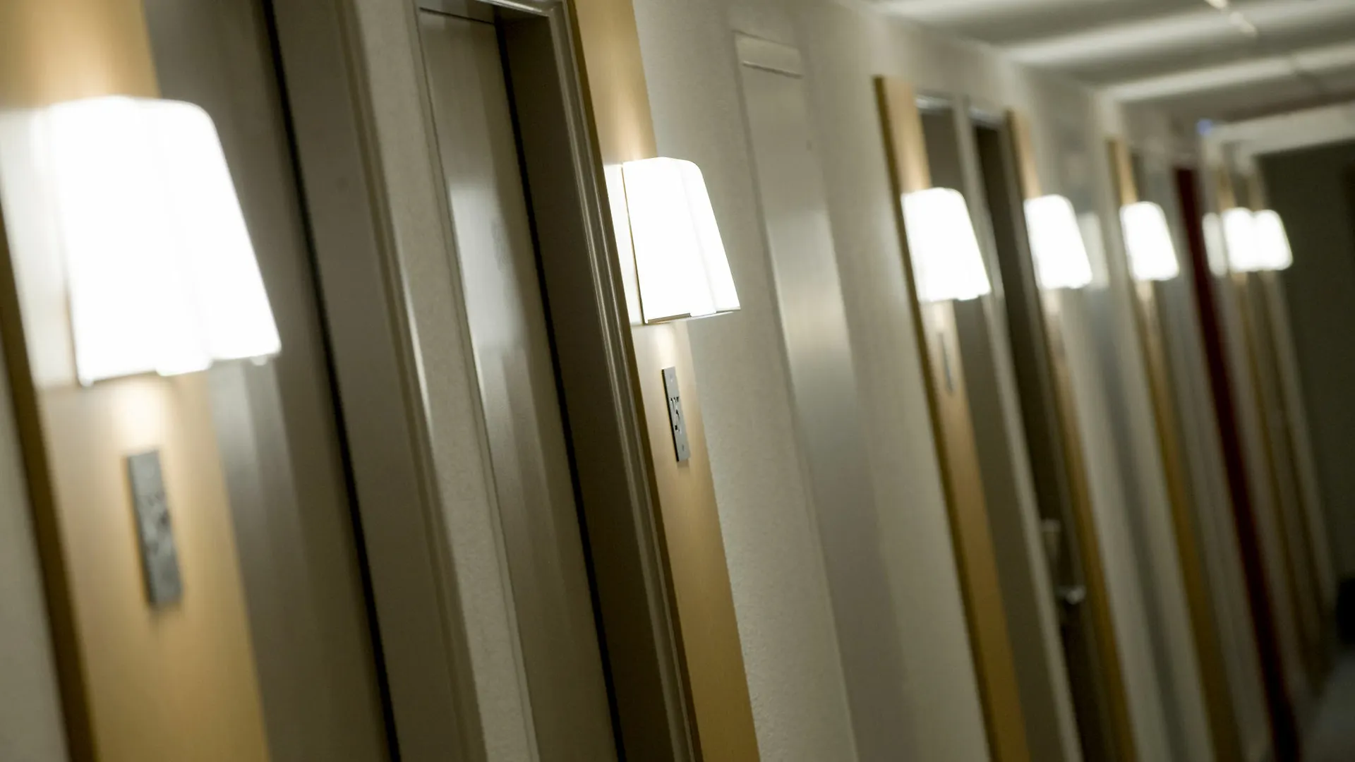 B&B Hotel مونْتوبا