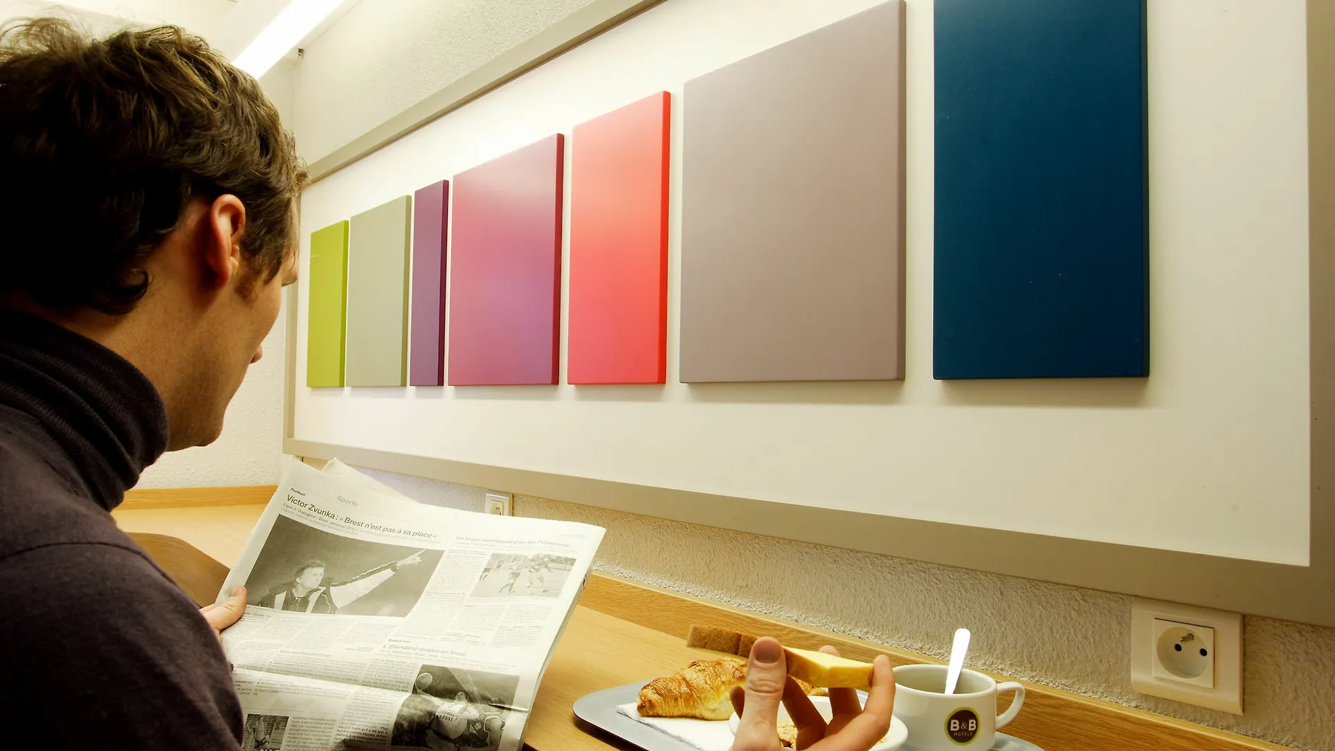 B&B Hotel مونْتوبا